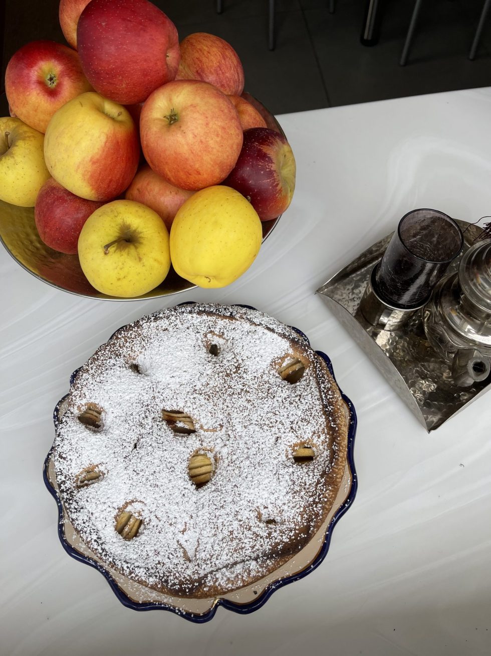 Lire la suite à propos de l’article Recette gâteau aux pommes parfumé à l’eau de rose